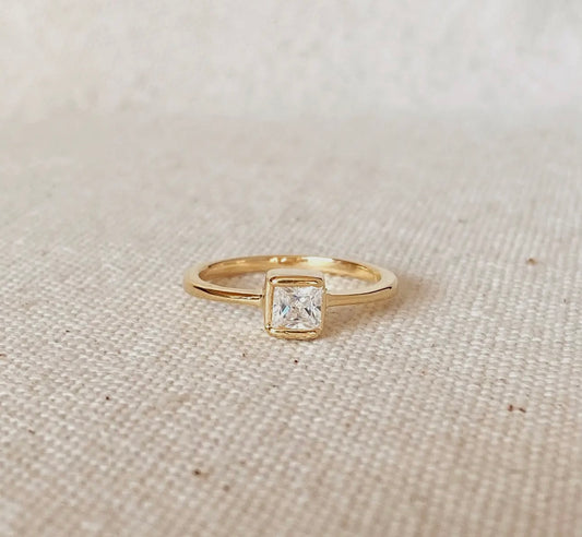Amara Solitaire Ring