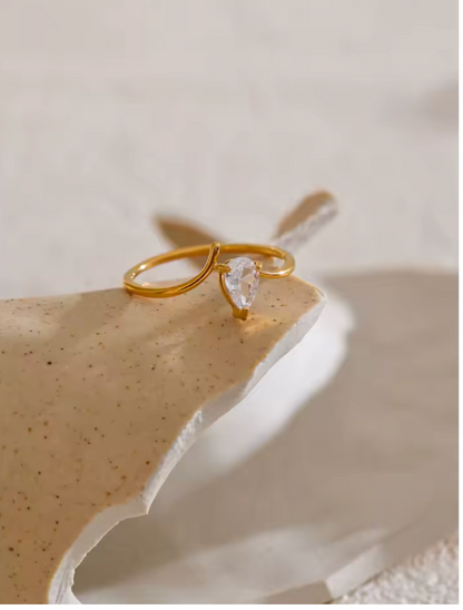 Ava Solitaire Ring