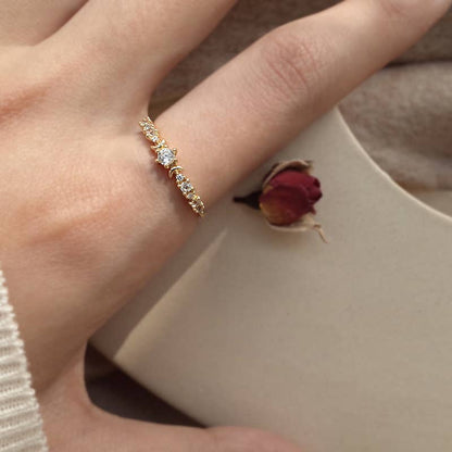 Lyra Ring