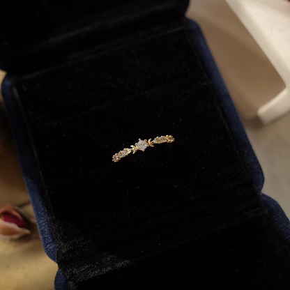 Lyra Ring